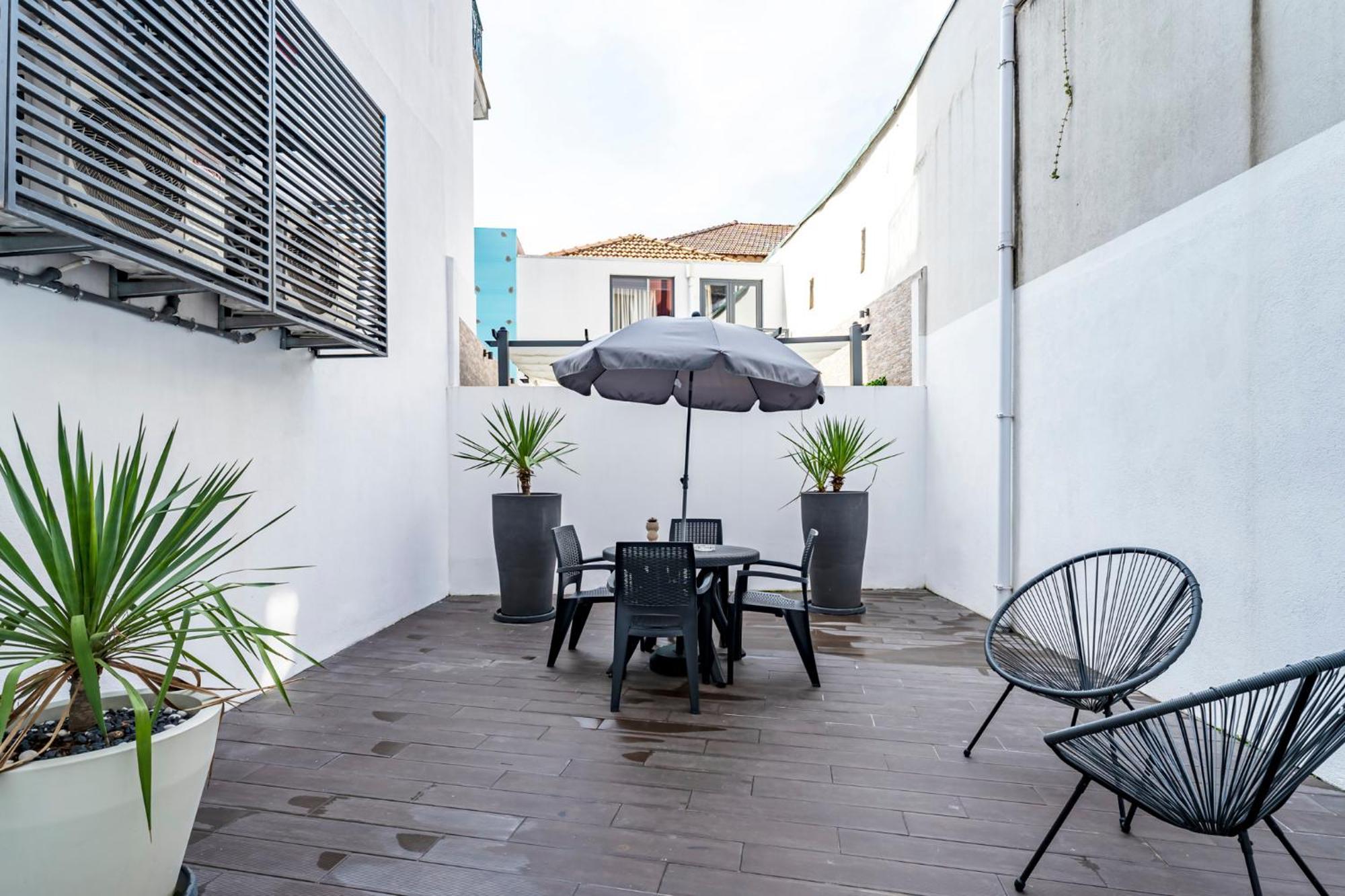 빌라노바데가이아 Oporto Wine Cellars Flat With Terrace 아파트 외부 사진